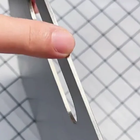 planche à découper en acier inoxydable gif